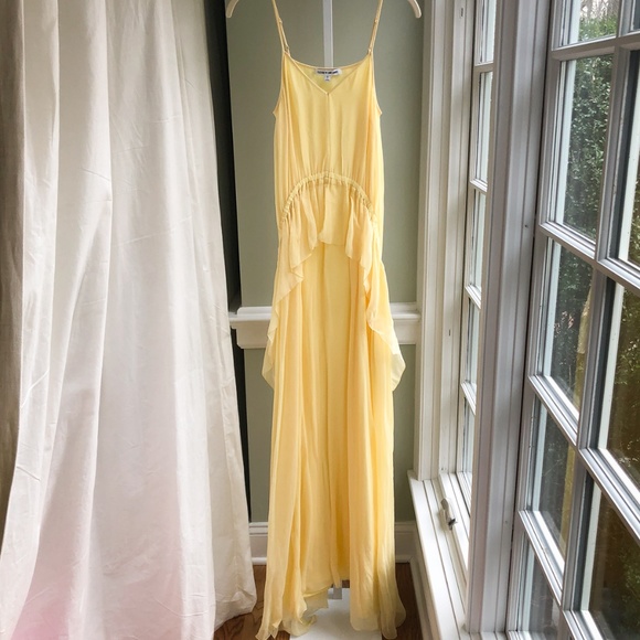 Elizabeth and James Catriona V Neck Gown - Picture 6 of 8